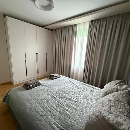 Seven Hills House شقة